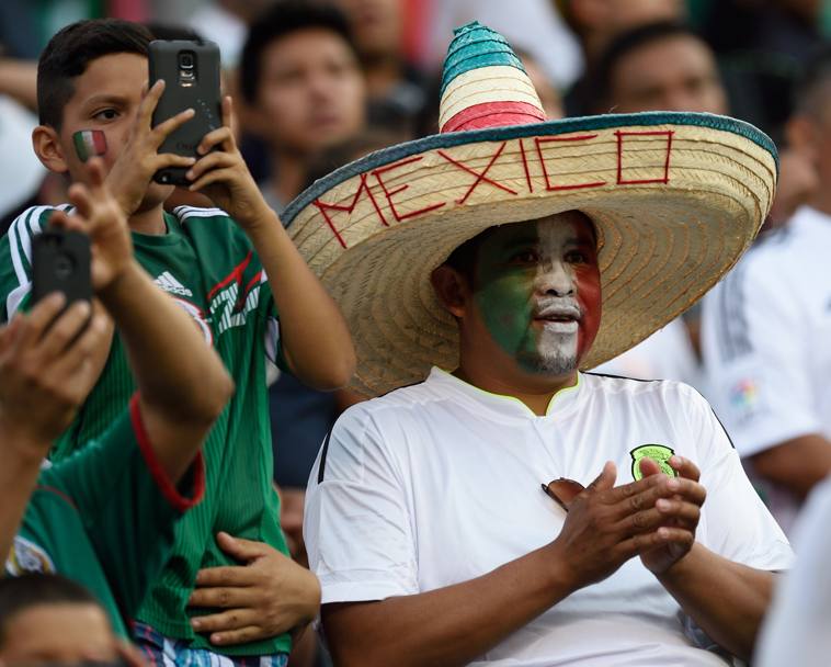 Tifoso messicano alla finale della Gold Cup tra Giamaica e Messico a Filadelfia (Afp)